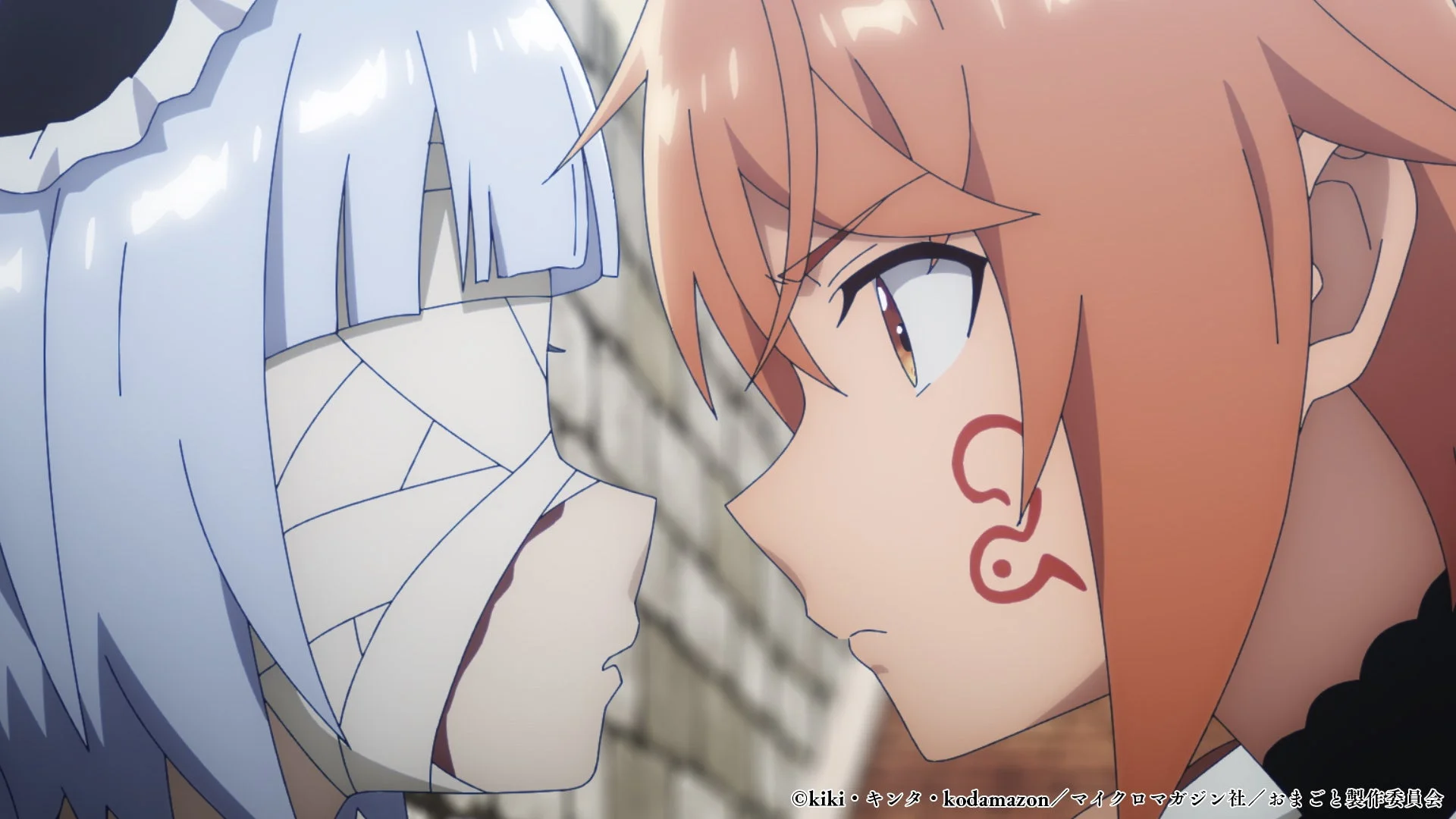 2人の少女、真剣な表情、包帯、紋様