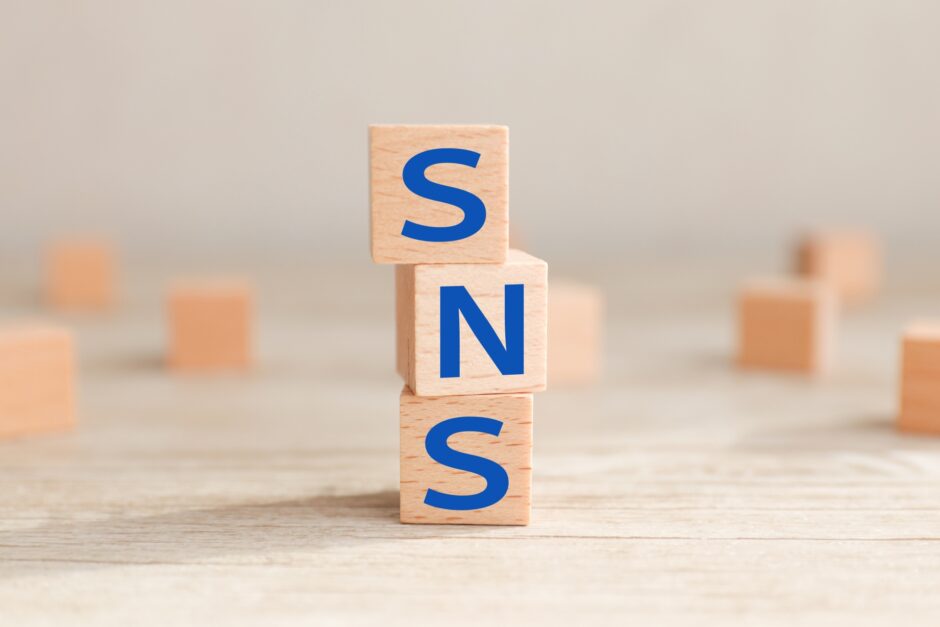 SNS